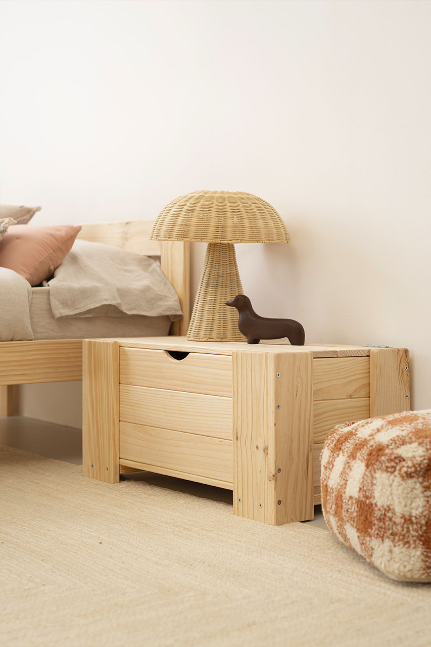 Imagen de ambiente 2 para:Ba&uacute;l de madera natural